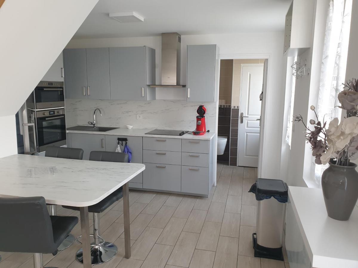 Вілла "L'Etape Normande" Gite 70M2 Terrasse Terrain Clos 500 M2 3 Voitures Grand-Couronne Екстер'єр фото